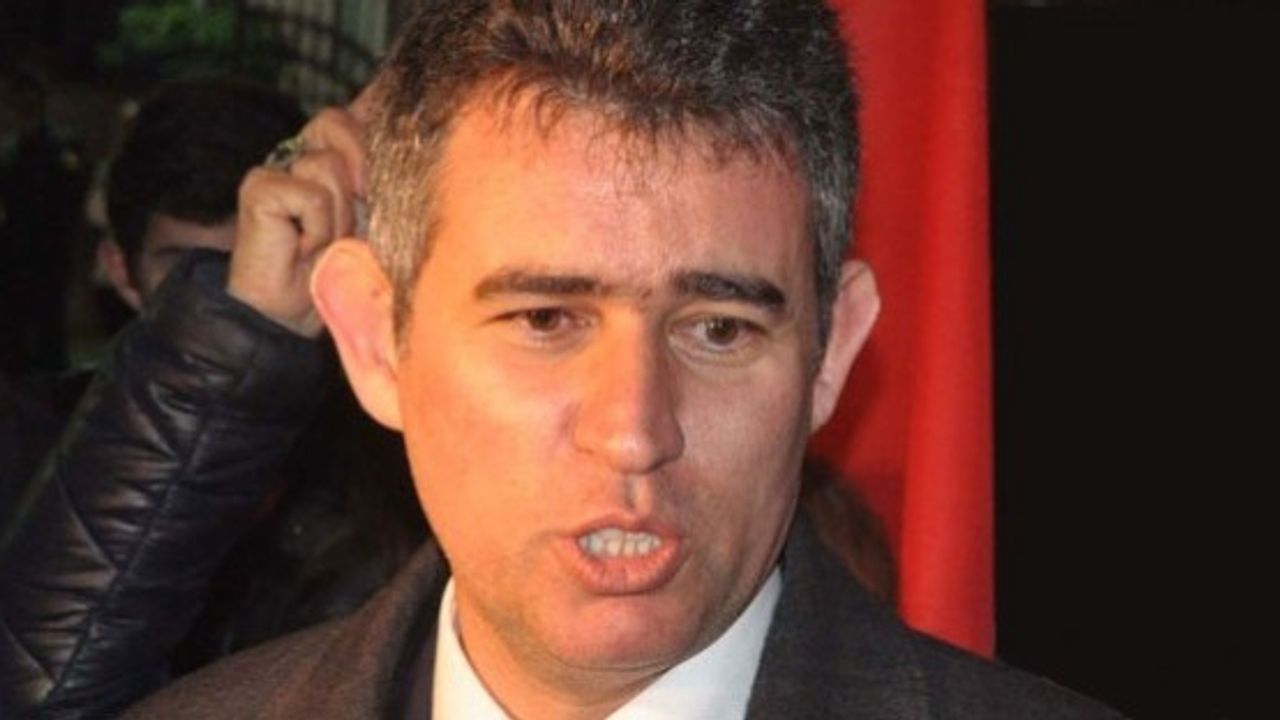 'HUKUK DEVLETİNDE KAPILAR BALYOZLA KIRILIP İŞ YERLERİNE GİRİLEMEZ'