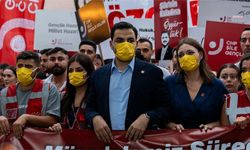 CHP'Lİ GENÇLER NEDEN SARI MASKE TAKTI?