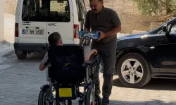 12 YAŞINDAKİ HÜSEYİN, ENGELLİ SANDALYESİNE KAVUŞTU