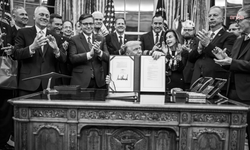 ABD'de HÜKÜMET YENİDEN AÇILIYOR