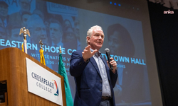 SENATÖR VAN HOLLEN: "TRUMP’ın İRAN’a SALDIRI GEREKÇELERİ TUTARSIZ"