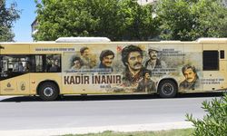 KADİR İNANIR İÇİN İSTANBUL'da İETT'den ÖZEL "SAYGI OTOBÜSÜ"