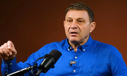 EMEKLİ TUĞAMİRAL TÜRKER ERTÜRK GÖZALTINA ALINDI