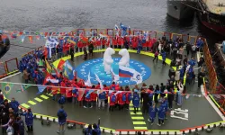 "ULUSLARARASI BİLGİ BUZKIRANI SEFERİ"NDE BİR TÜRK GENCİ!