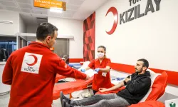 GENÇLER KAN BAĞIŞINI SEVDİ