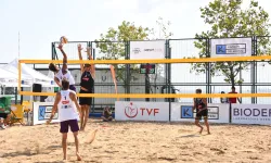 KALAMIŞ'TA PLAJ VOLEYBOLU HEYECANI BAŞLIYOR