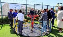 TİKA, GÜNEY AFRİKA'DA ÖZEL ÇOCUKLARIN YANINDA