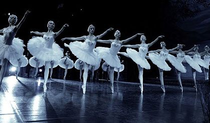 'SWAN LAKE' from the KREMLIN BALLET THEATER