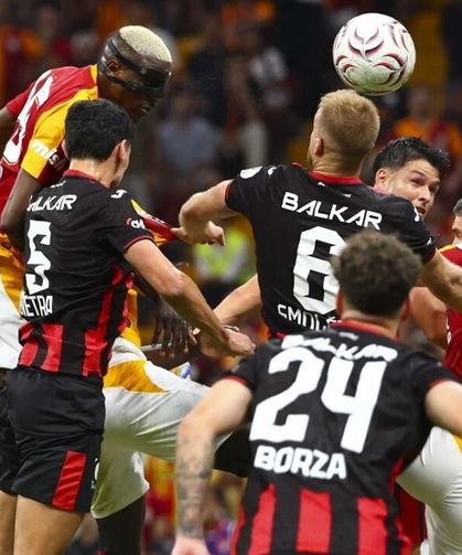 GALATASARAY, ÇORUMSPOR KARŞISINDA TARAFTARINI ÜZDÜ: 2-2