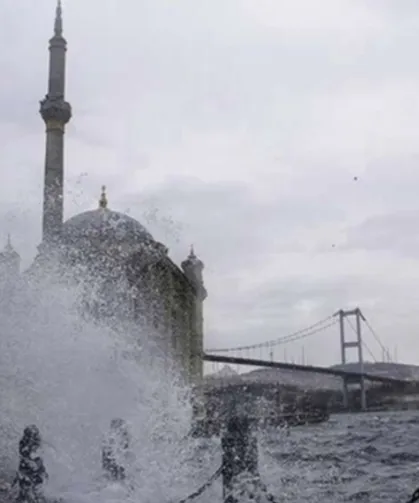 METEOROLOJİ UYARDI: "KUVVETLİ SAĞANAK GELİYOR"