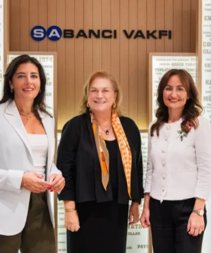 SABANCI VAKFI'NDA BAYRAK DEĞİŞİMİ