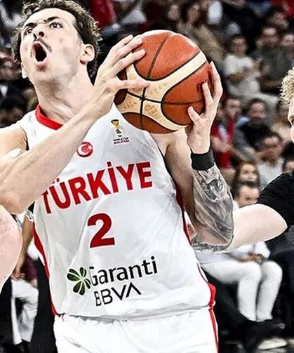 A MİLLİ ERKEK BASKETBOLCULARIMIZ LİTVANYA'YI 94-66 YENDİ