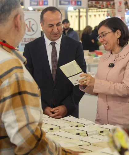 2. UŞAK KİTAP FUARI'NA BÜYÜK İLGİ