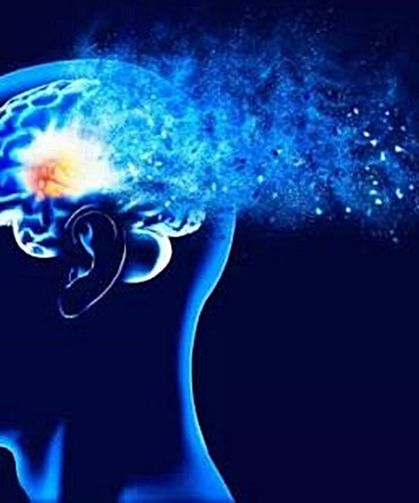 ALZHEIMER HASTALARINA VE YAKINLARINA AKILLI DESTEK