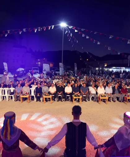 TOROSLAR İLÇESİNDE 2. ŞEFTALİ HASADI COŞKUSU