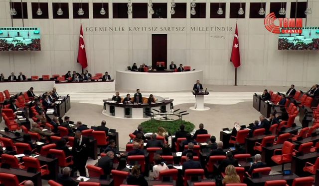 "YOKSULLUKLA BİZİM BELEDİYELER MÜCADELE EDİYOR"