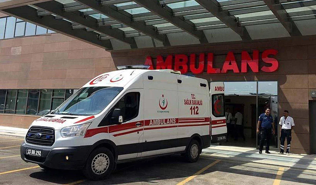 BAKAN AÇIKLADI: AMBULANSLARIN RENGİ DEĞİŞİYOR
