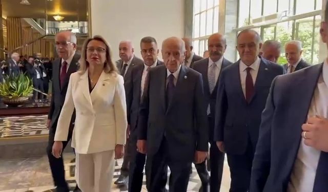 BAHÇELİ 5 AYLIK ARANIN ARDINDAN MECLİS'TE