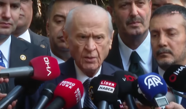 BAHÇELİ: DARBELER ANAYASASI TARİHE KARIŞMALI