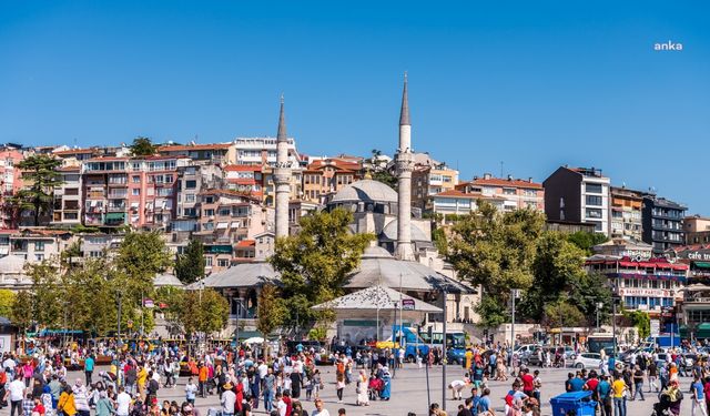 İSTANBUL İÇİN TEHLİKELİ SICAKLIK UYARISI GELDİ