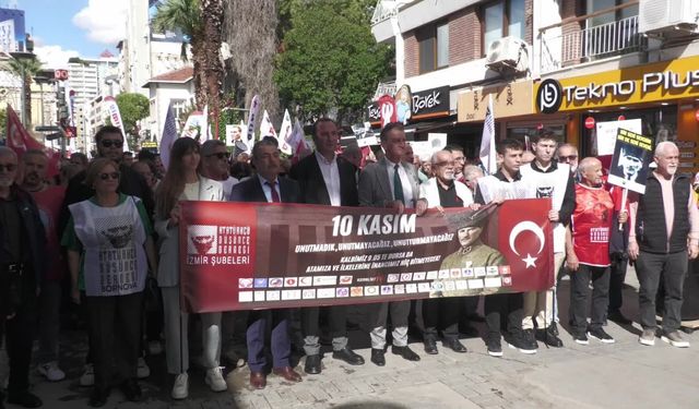10 KASIM'IN  TATİLE GETİRİLMESİ İZMİR'DE PROTESTO EDİLDİ