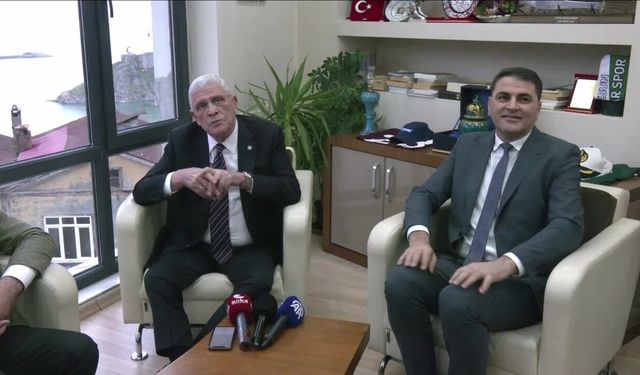 "FEZLEKELER DEMOKLES'in KILICI GİBİ MİLLETVEKİLLERİNİN BAŞININ ÜZERİNDE SALLANIYOR"