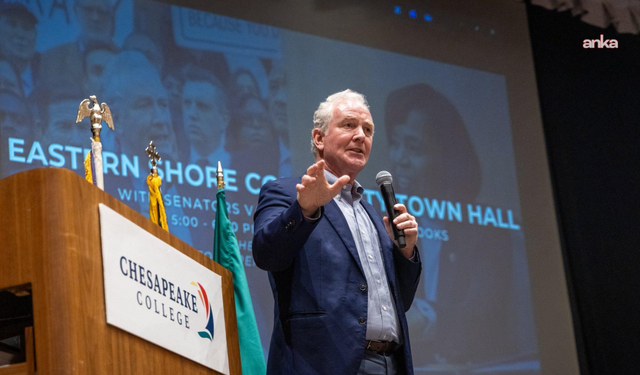 SENATÖR VAN HOLLEN: "TRUMP’ın İRAN’a SALDIRI GEREKÇELERİ TUTARSIZ"