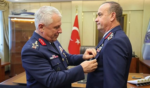 HAVA KUVVETLERİ KOMUTANI RAFET DALKIRAN GÖREVE BAŞLADI