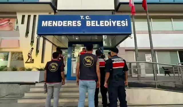 MENDERES BELEDİYE BAŞKANI İLKAY ÇİÇEK 13 KİŞİYLE GÖZALTINDA