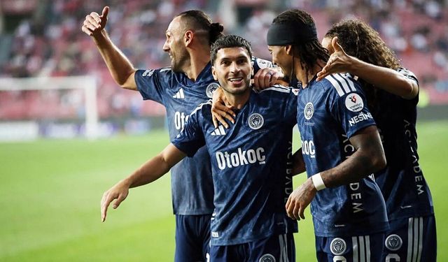 FENERBAHÇE, SAMSUNSPOR DEPLASMANINDA 2-0 GALİP