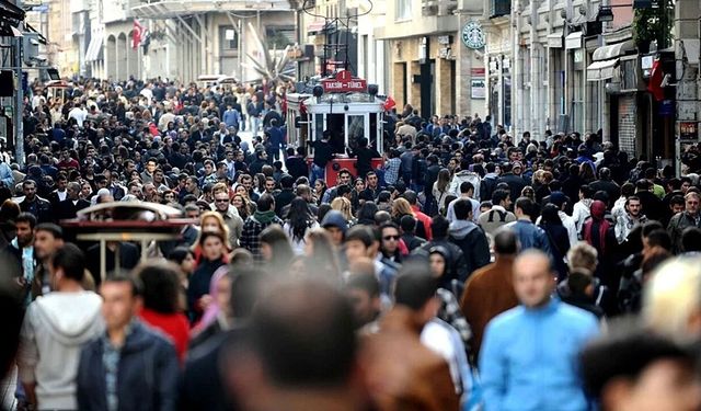 TÜİK AÇIKLADI: "İŞTE TEMMUZ İTİBARIYLA TÜRKİYE'NİN NÜFUSU"