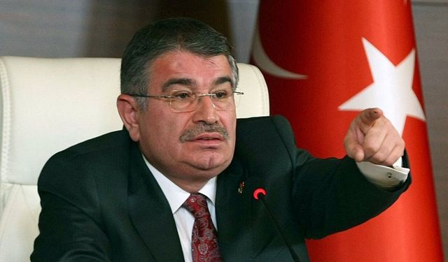 ESKİ BAKAN İDRİS NAİM ŞAHİN MAHKEMEDE İFADE VERDİ