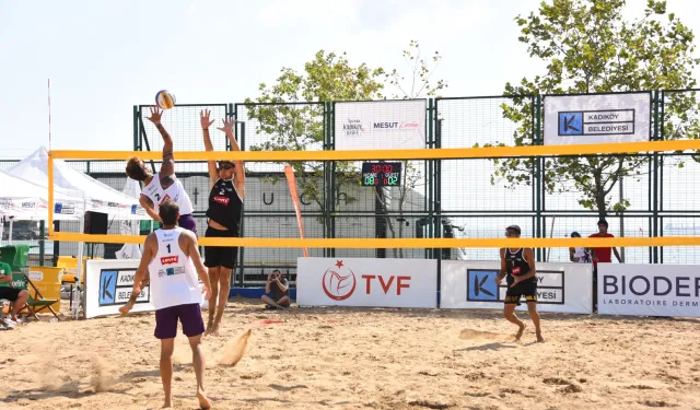 KALAMIŞ'TA PLAJ VOLEYBOLU HEYECANI BAŞLIYOR