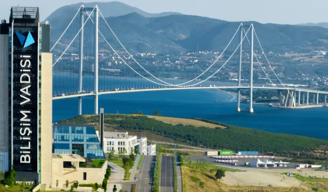 OSMANGAZİ KÖPRÜSÜ 29 EKİM KOŞUSUNUN EV SAHİBİ
