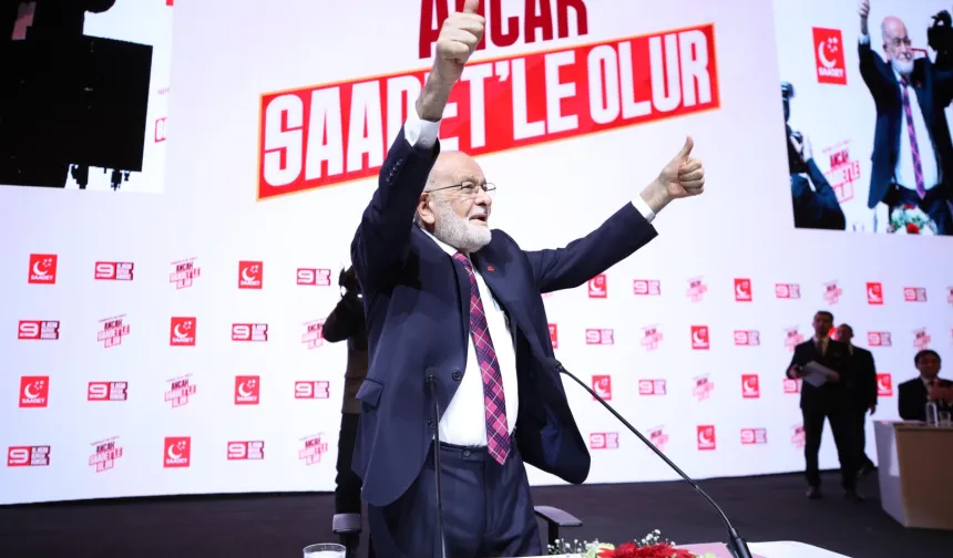 SAADET PARTİSİ'NİN 8 YILLIK LİDERİ KARAMOLLAOĞLU VEDA ETTİ