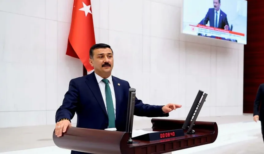 İYİ PARTİ'DEN TÜİK'E TEPKİ:''TÜİK HALK DÜŞMANIDIR''