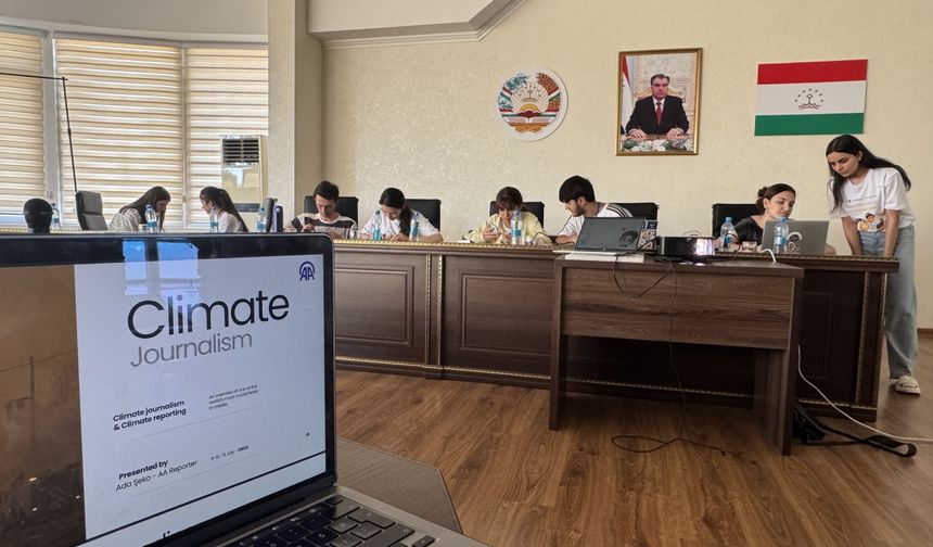 AGİT'İN OKULUNDA "AA" 'DAN İKLİM, ÇEVRE HABERCİLİĞİ EĞİTİMİ