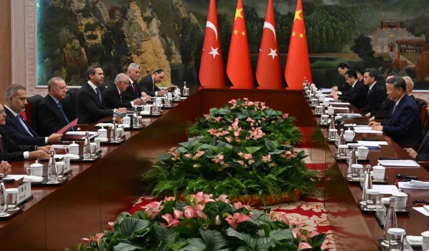 CUMHURBAŞKANI ERDOĞAN ÇİN'DE  GÖRÜŞMELER YAPTI