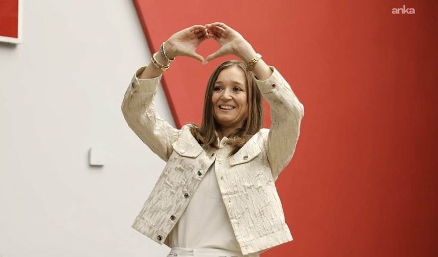 ŞEHZADELER BELEDİYE BAŞKANI GÜLŞAH DURBAY ENTÜBE EDİLDİ