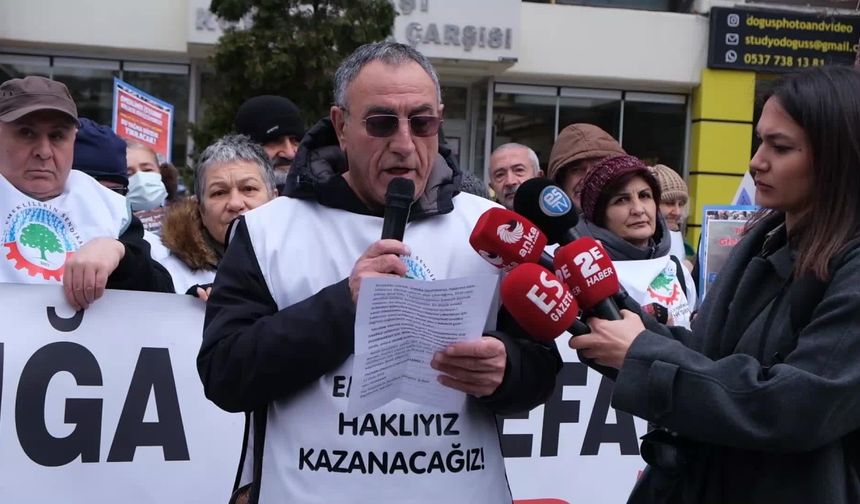 ESKİŞEHİR’de EMEKLİLERDEN CHP’nin TBMM EYLEMİNE DESTEK