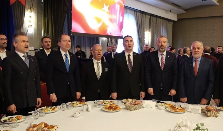 FATİH ERBAKAN'dan ERDOĞAN'a "TRUMP'ı DURDURTMA" ÇAĞRISI