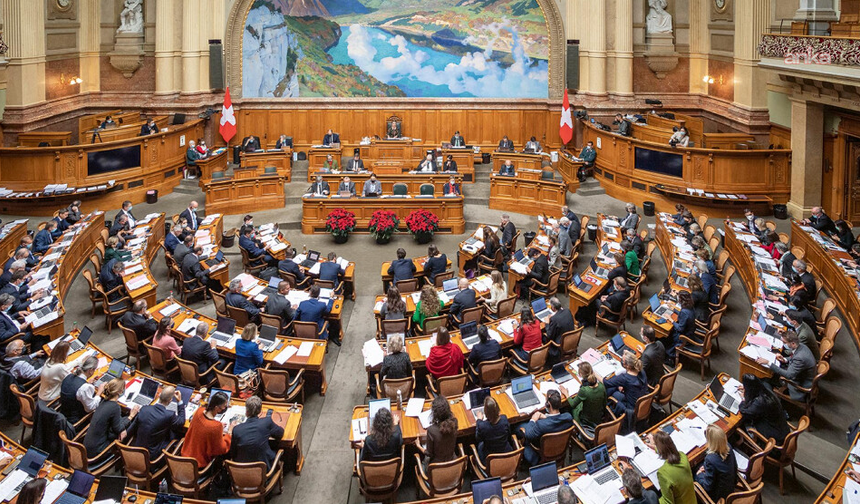 İSVİÇRE'DEN MADURO İÇİN İLGİNÇ KARAR