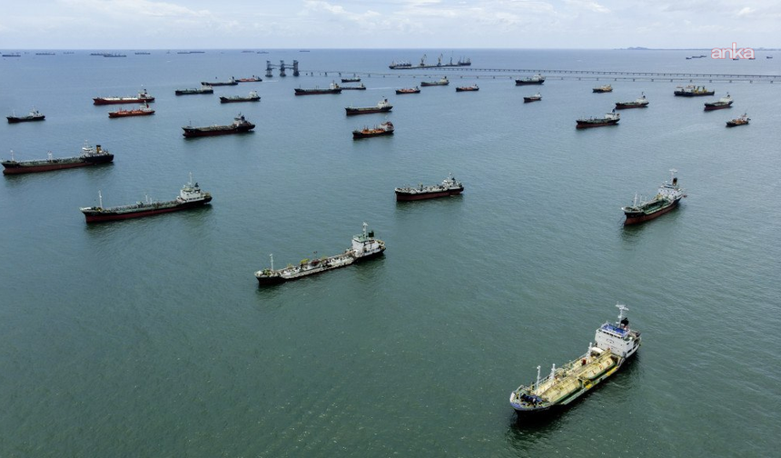 İRAN, HÜRMÜZ BOĞAZINI KAPATTI. NE OLACAK?