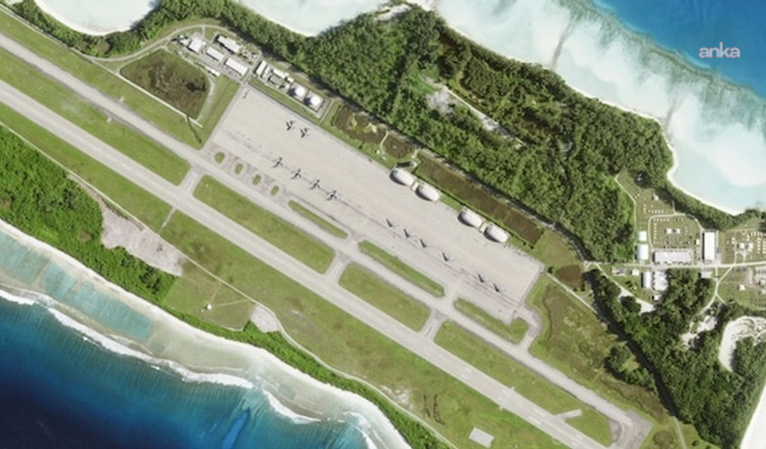 WSJ: İRAN, DIEGO GARCIA ÜSSÜ'ne ORTA MENZİLLİ FÜZELER FIRLATTI