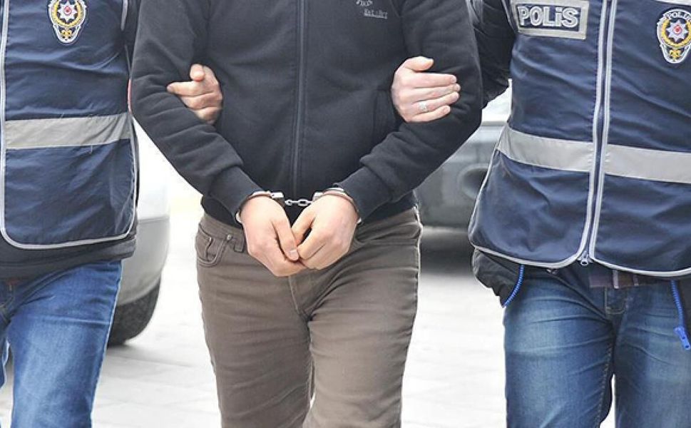 İZMİR'de 9 KİŞİ FETÖ'den GÖZALTINDA