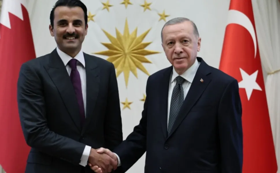 ERDOĞAN VE KATAR EMİRİ, BÖLGESEL GERİLİMİ GÖRÜŞTÜ