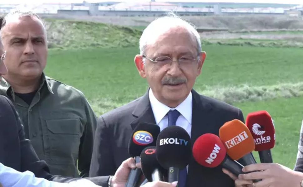 KILIÇDAROĞLU’NDAN SİLİVRİ’DE İMAMOĞLU’NA DESTEK ZİYARETİ