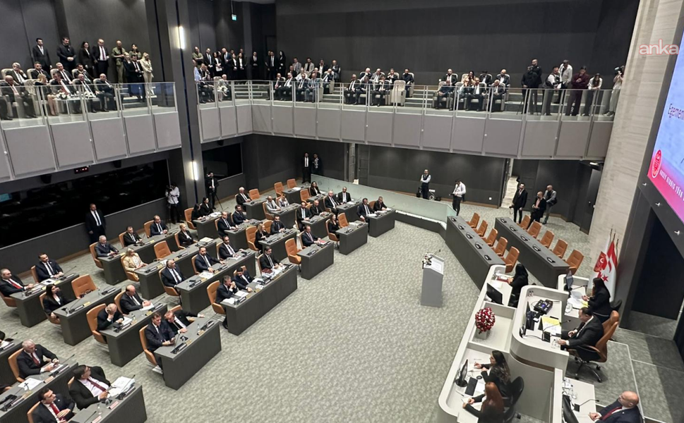 KKTC'NİN YENİ CUMHURBAŞKANI ERHÜRMAN GÖREVE RESMEN BAŞLADI