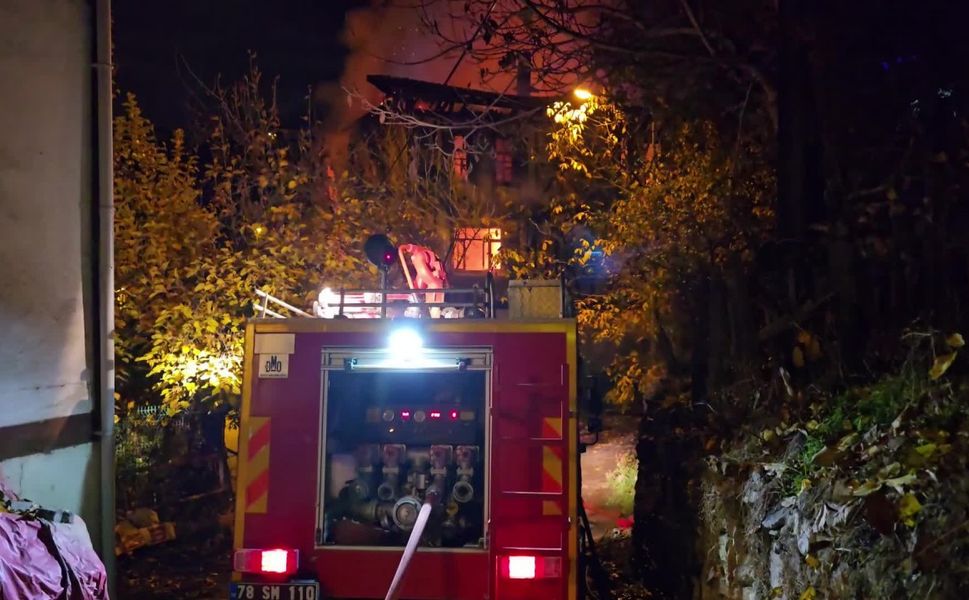 SAFRANBOLU’da 150 YILLIK TARİHİ KONAKTA YANGIN