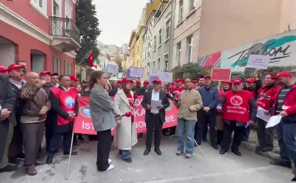 ÖZEL İTALYAN LİSESİ ÖĞRETMENLERİ: HAKKIMIZI İSTİYORUZ